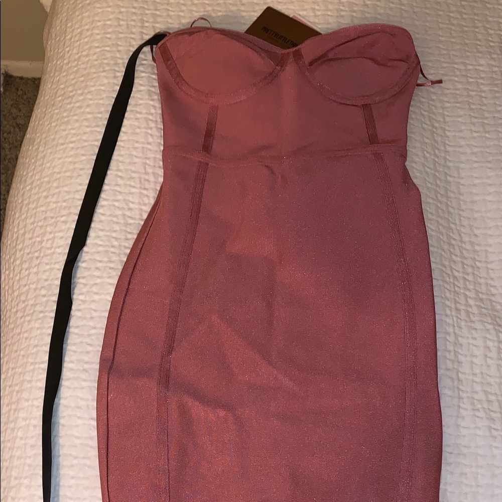 Brand New Pretty Little Things halter dress